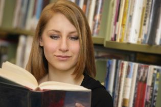 Jak korzystać z unijnej biblioteki wytycznych dotyczących bezpieczeństwa żywności?